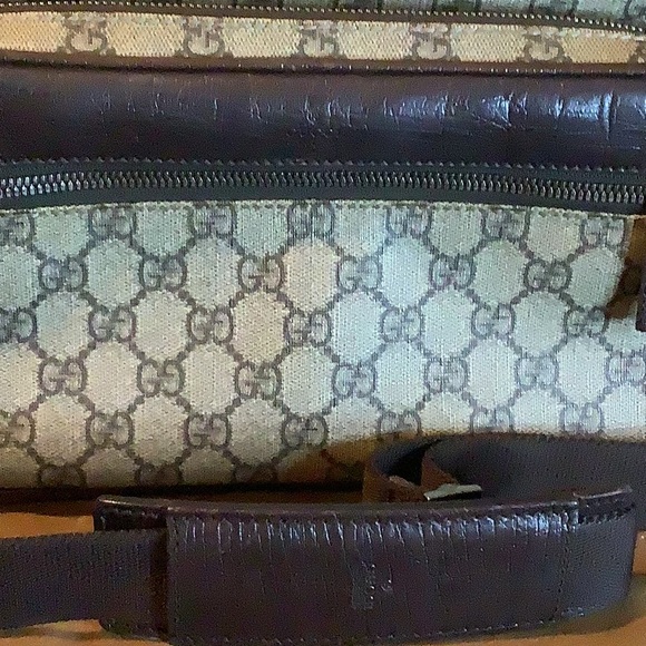 GUCCI GG Supreme canvas leather camera Bag - Picture 3 of 12